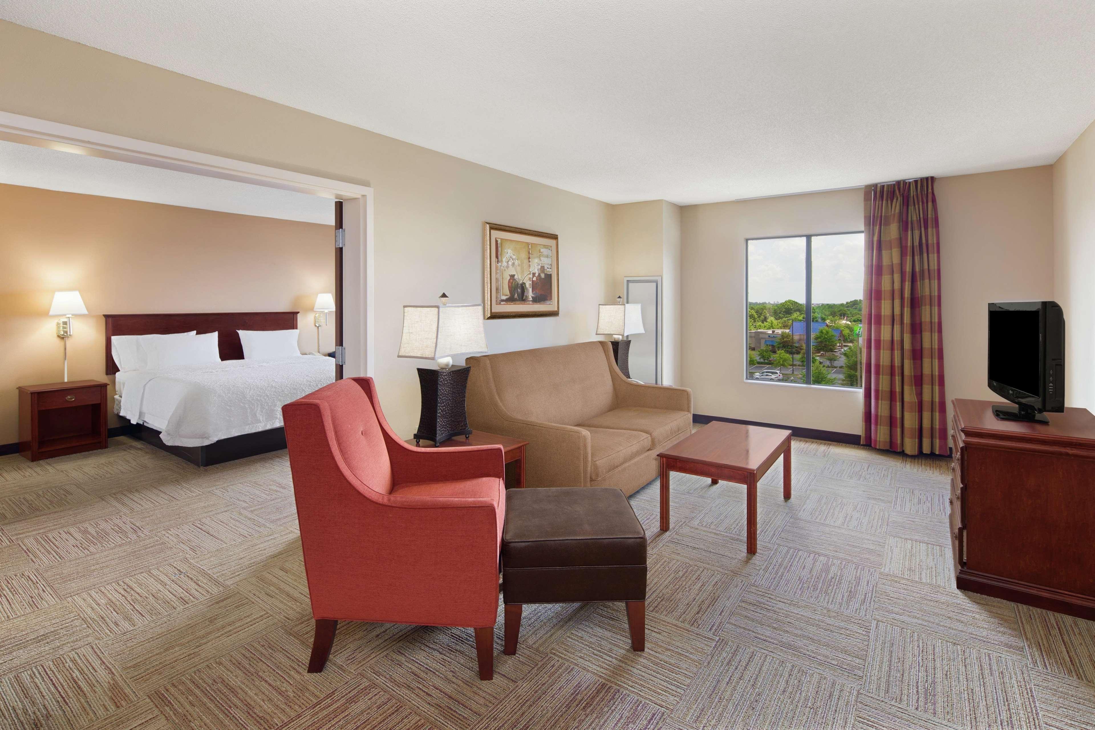 Hampton Inn Columbus-North Екстер'єр фото