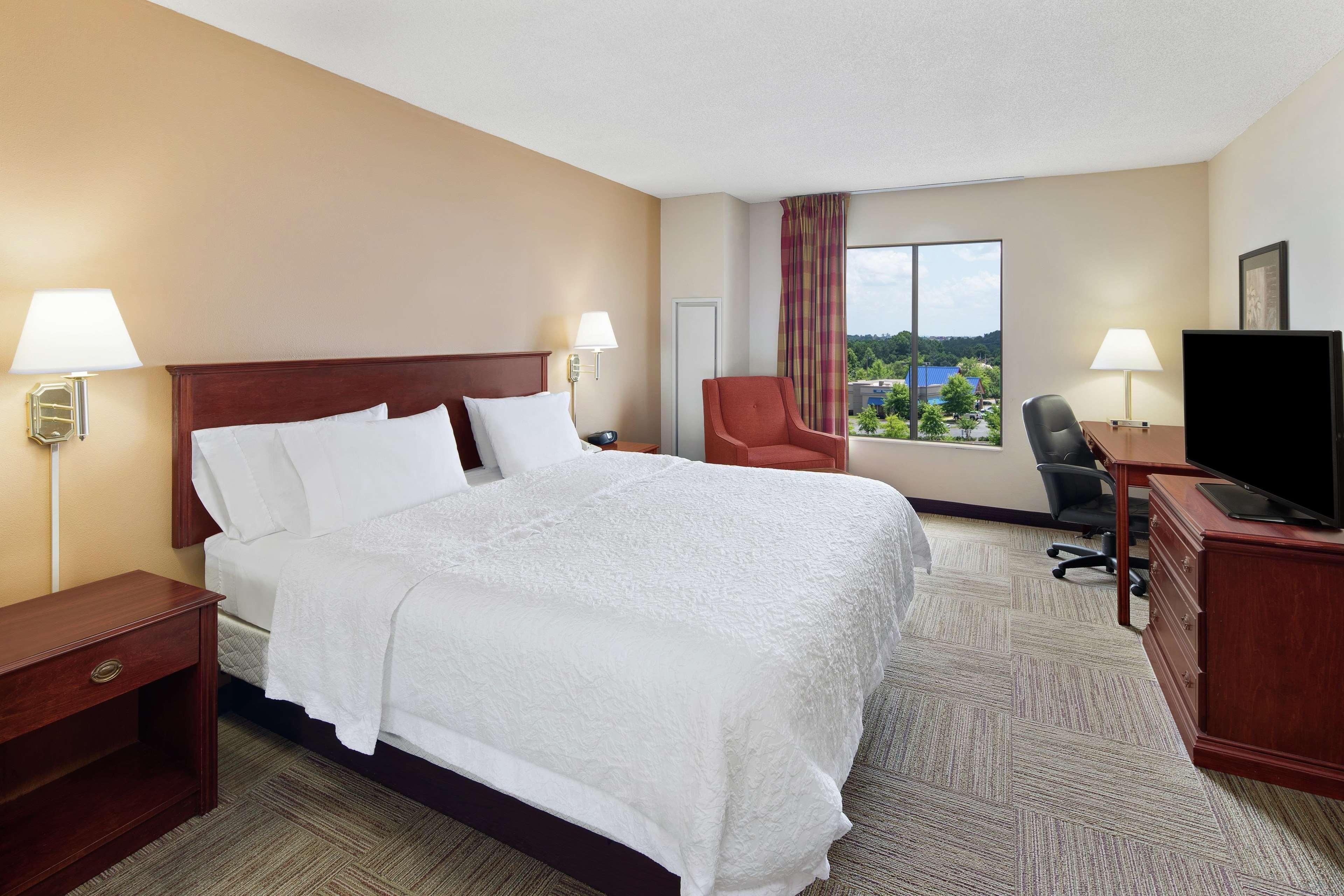 Hampton Inn Columbus-North Екстер'єр фото