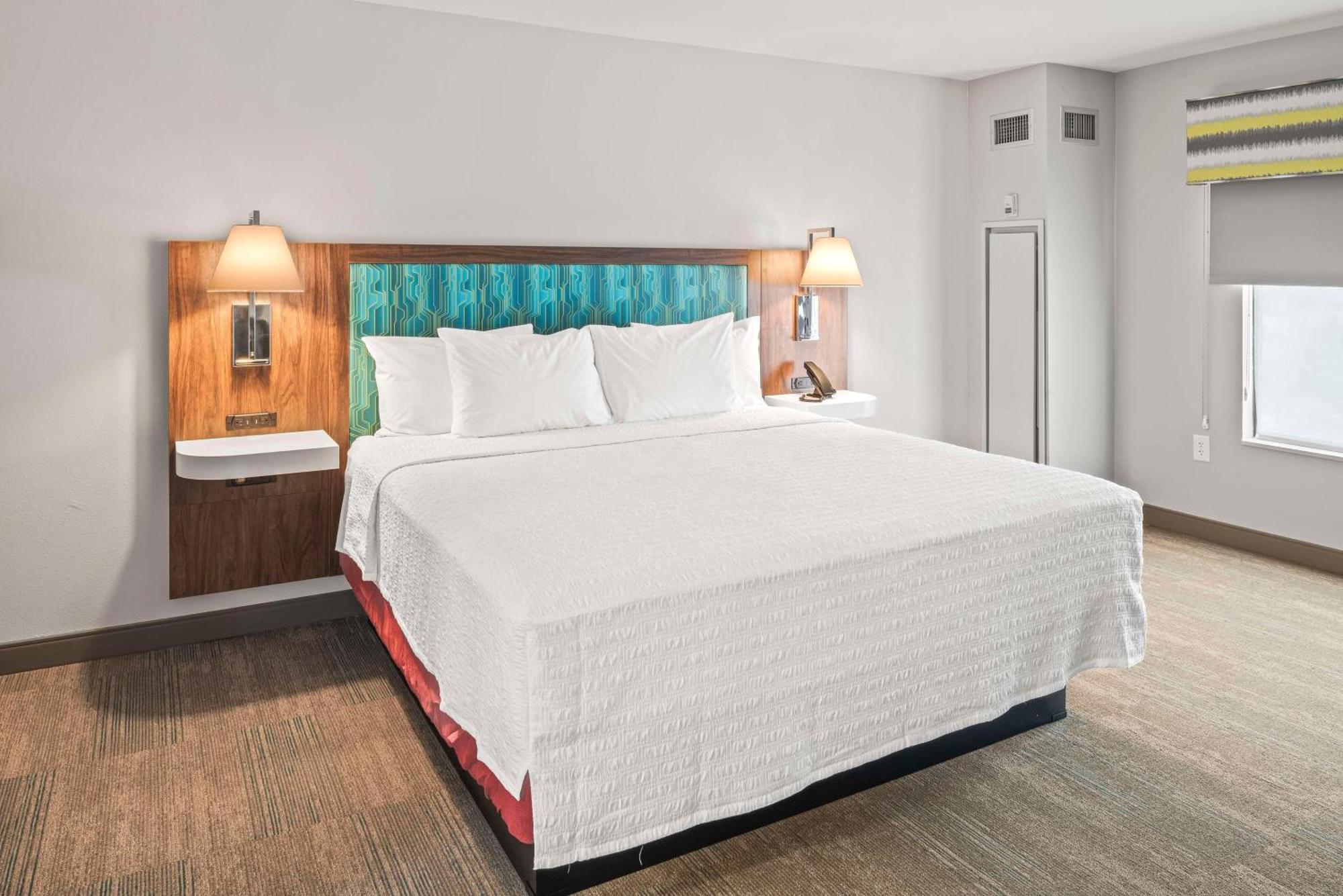 Hampton Inn Columbus-North Екстер'єр фото