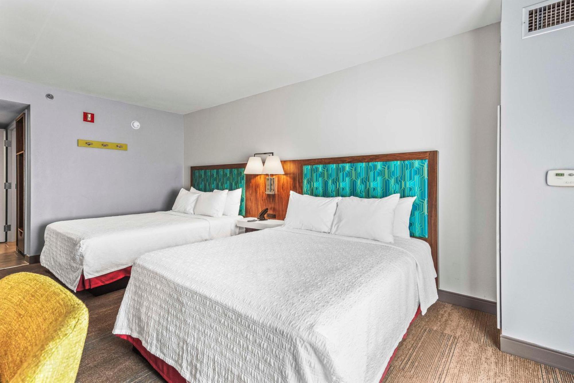 Hampton Inn Columbus-North Екстер'єр фото