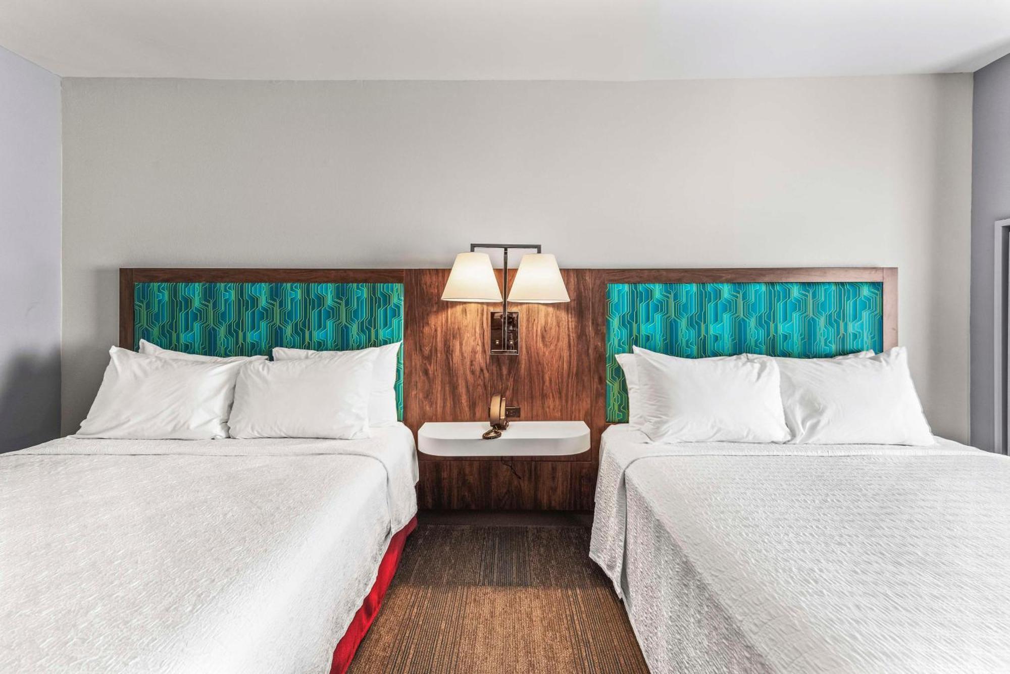 Hampton Inn Columbus-North Екстер'єр фото