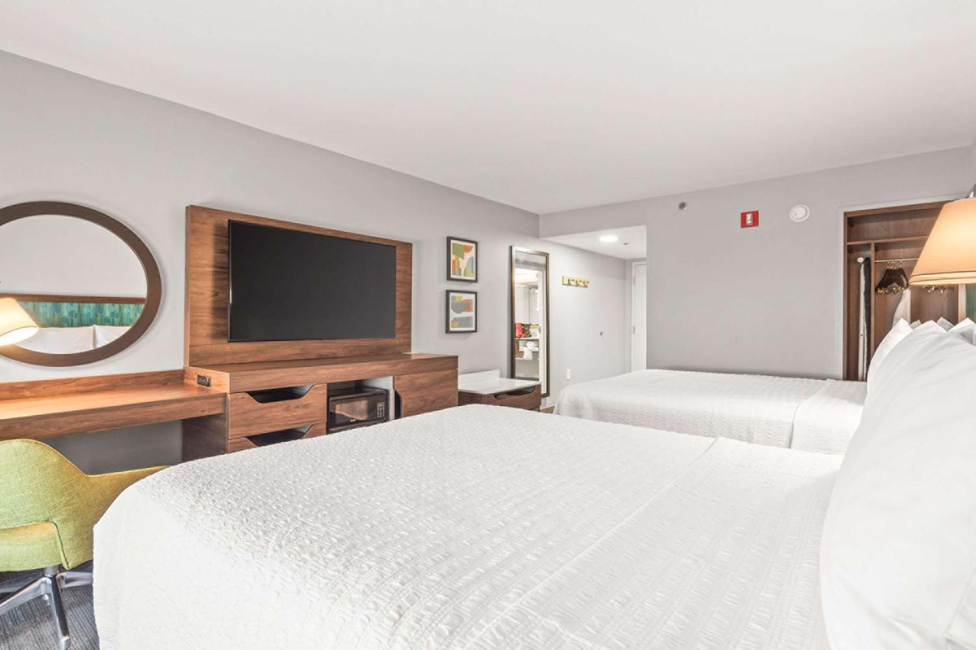 Hampton Inn Columbus-North Екстер'єр фото