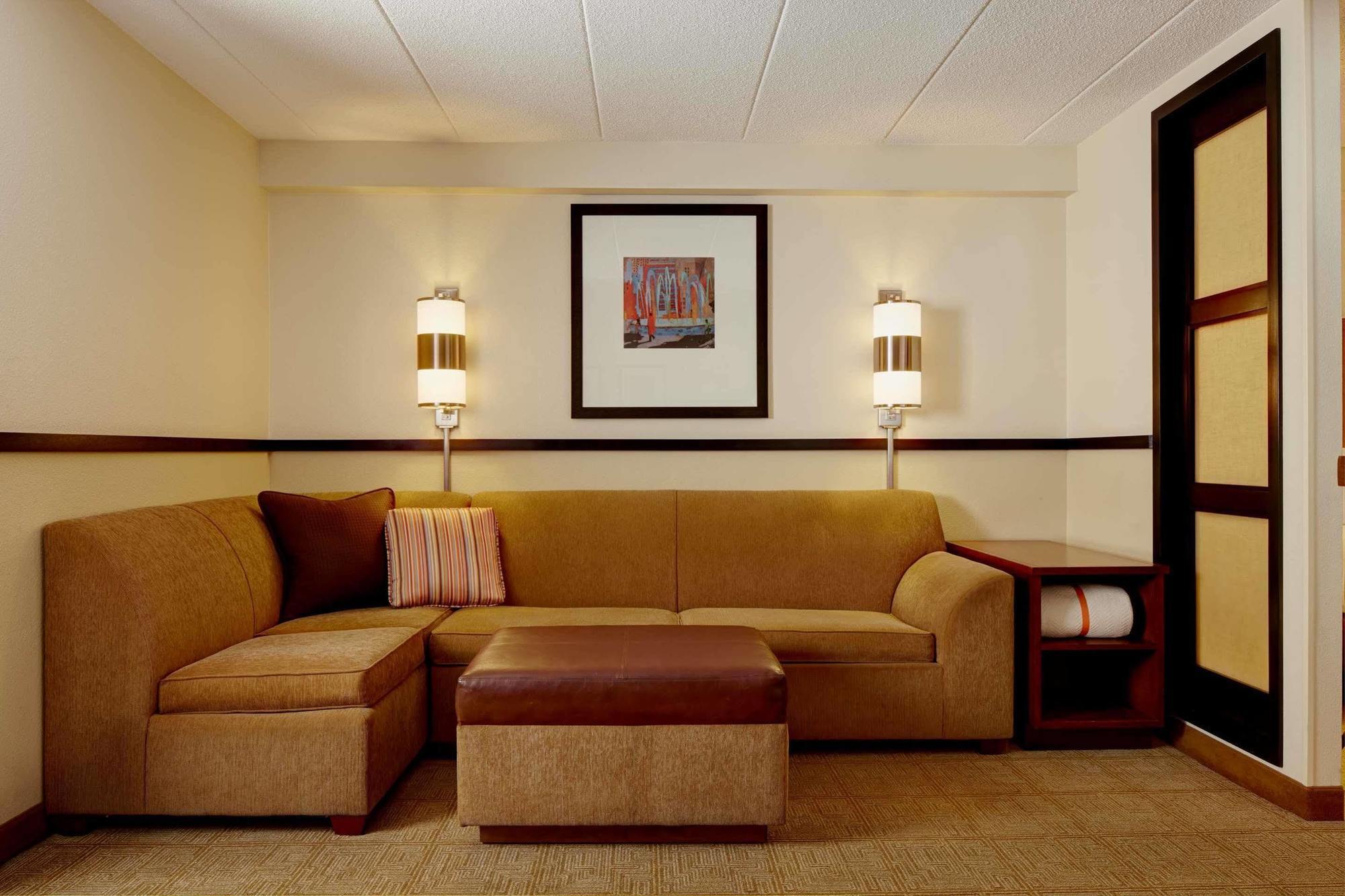 Hampton Inn Columbus-North Екстер'єр фото